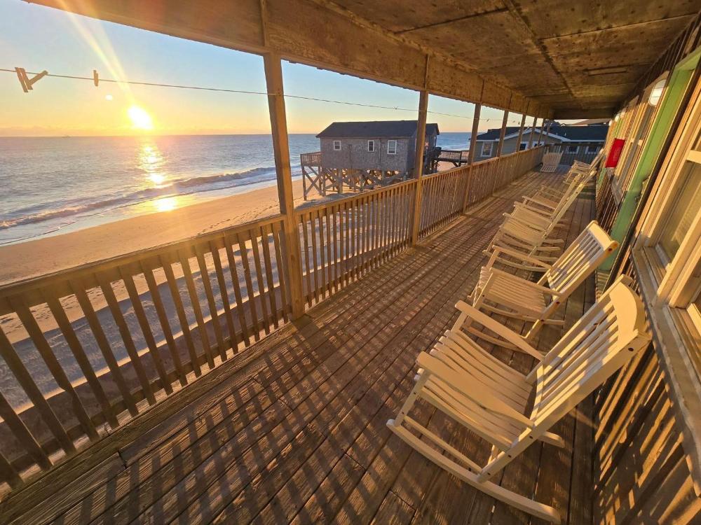 King Room - Oceanfront interior